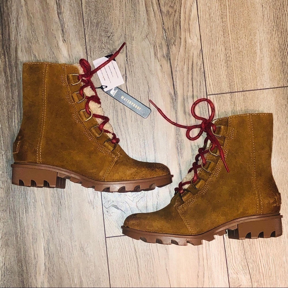 NWT Sorel Phoenix Shearling Waterproof Ankle Boots Size 6 - Picture 6 of 11